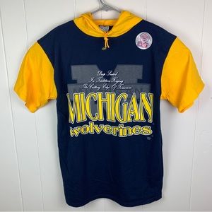 Vintage 2020 Sport Michigan Wolverines Hooded Shirt Single Stitch Men’s Large